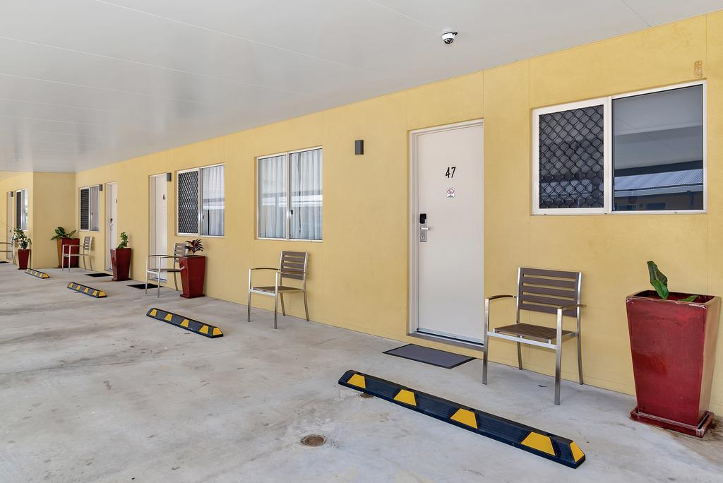 Swagsman Motel Miles Номер фото